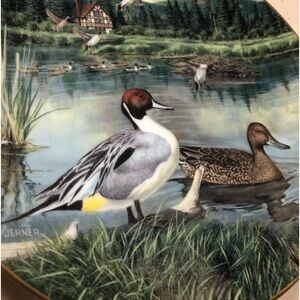 Royal crafton made innEnglamd, fine china. Certificate of authority set of 18 pl